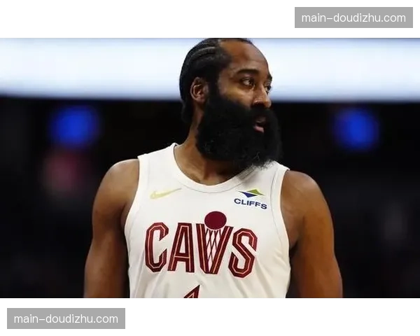 骑士哈登组织串联效果显著，但锋线防守资源不足恐成致命短板